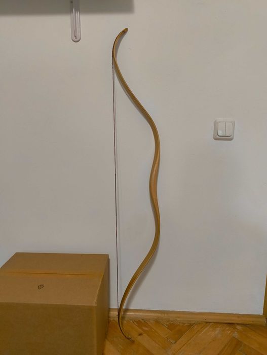 Arc tradițional laminat de formă persană (scitică, dacică)