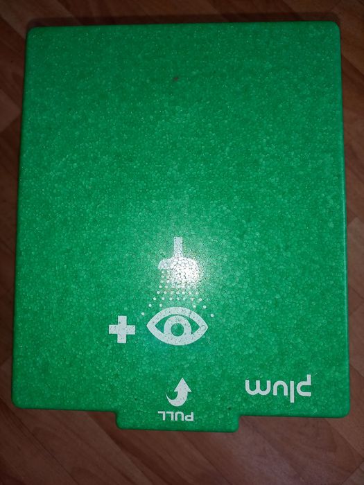 Продам Станцию для мойки глаз