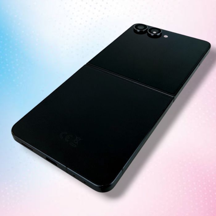 Samsung Galaxy Z Flip 7 5G 256GB 12RAM Jet Black Перфектен! Гаранция!