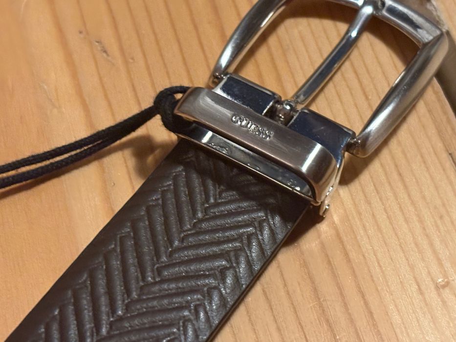 Curea GUESS originală din piele maro Made in Italy mărime S 85 cm nouă