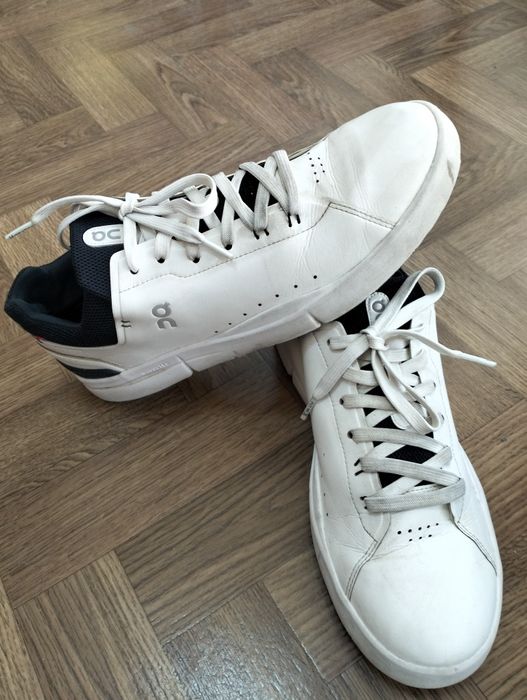 Adidași On Cloud Roger Federer și Nike Mercon