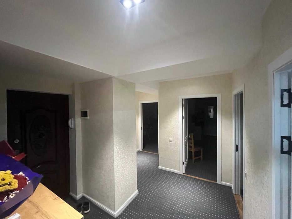 Yakkasaroy/Boburda 4 honalik kvartira sotiladi 4/8/9 110kv.m. ROVD