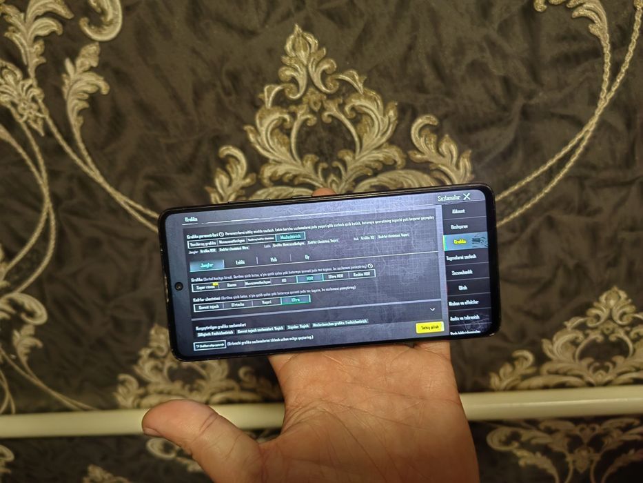 Samsung A51 5G 6/128gb sotiladi
Pubg 60 Fps
Hotira 6/128gb
Batare 4500