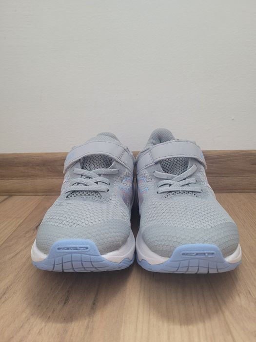 Детски маратонки Asics-32 номер