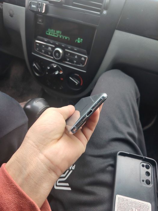 Samsung s20 5g 12/128 talik