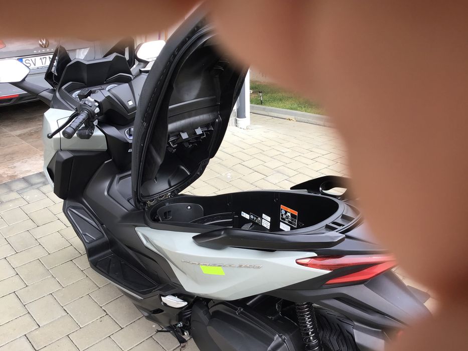Vand scooter Honda Forza 350