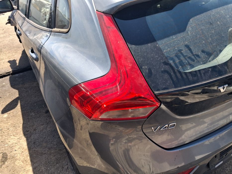 stop stanga  Volvo V40 facelift 2017 euro 6