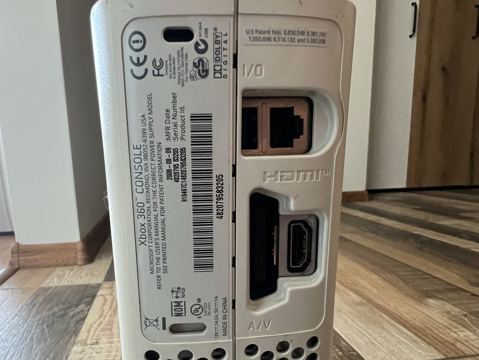 Конзола Microsoft Xbox 360 60GB Falcon дъно