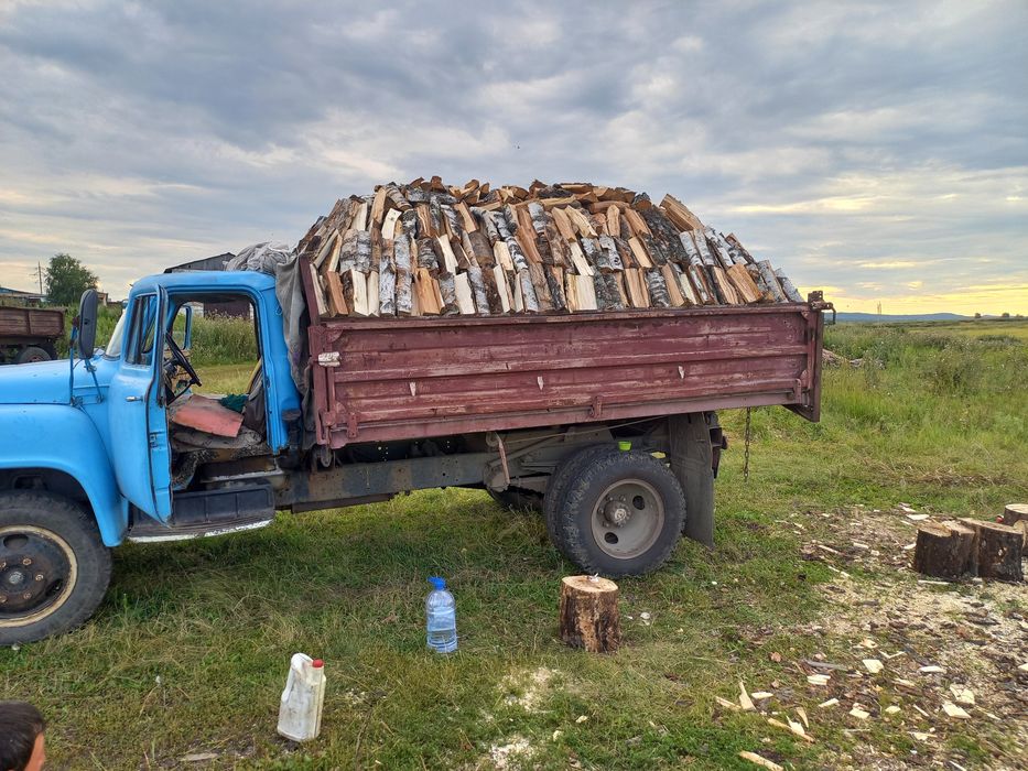 Продам дрова колотые и чурками!