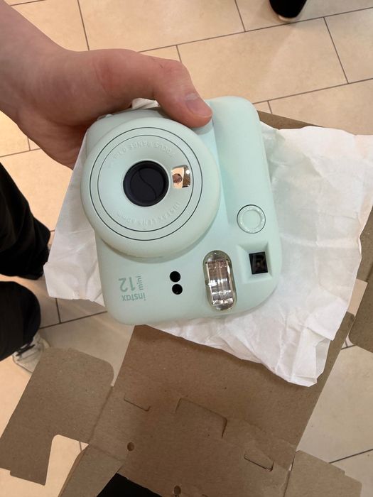 Фотоаппарат instax mini 12