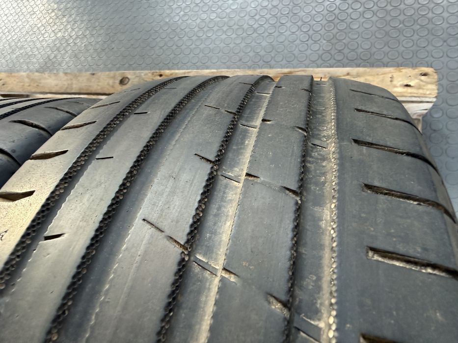 4бр. Летни Гуми С Борд 215/45ZR/17 -NOKIAN+SAILUN- DOT:0524+5119- 5.4мм+5.6мм