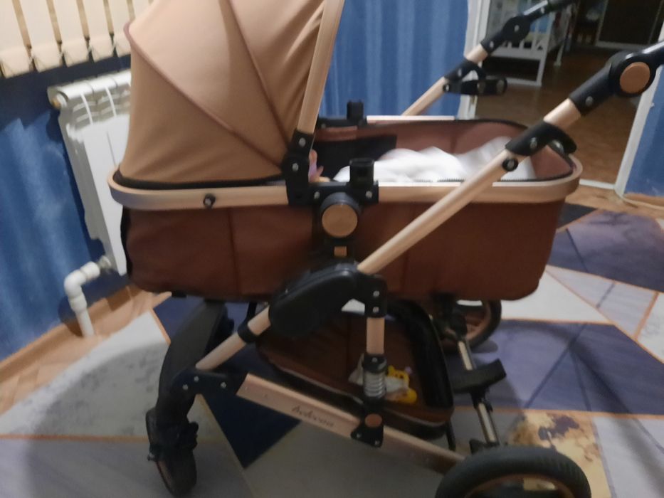 продам коляску в отличном состоянии