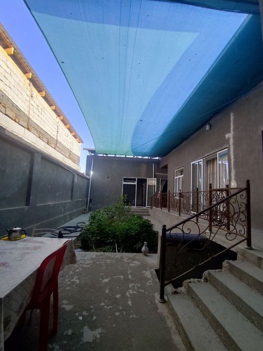 Уй сотилади  Куктерак бозордан утгандан кегин