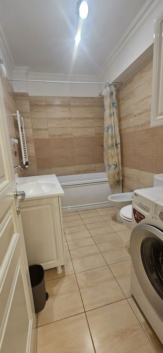 ZONA MALL,  2 camere decomandate