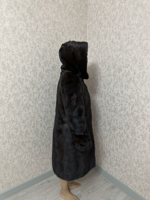 Продам Норковую шубу