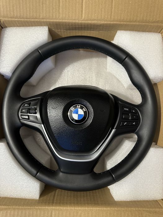Vând volan BMW.