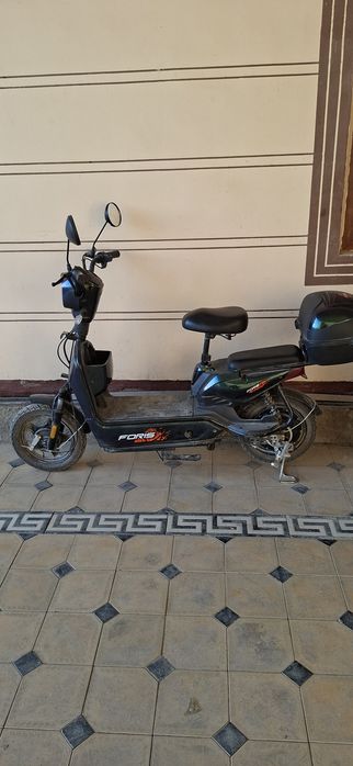 Электро скутер сотилади.