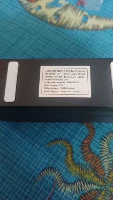 Продам настольные часы + колонка. 2 в 1.