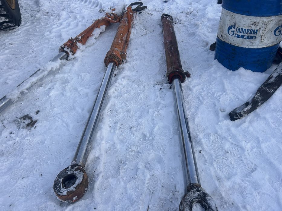 Гидроцилиндры на экскаваторы