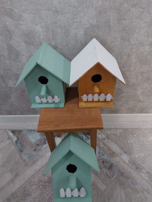 Продам скворешники и кормушки