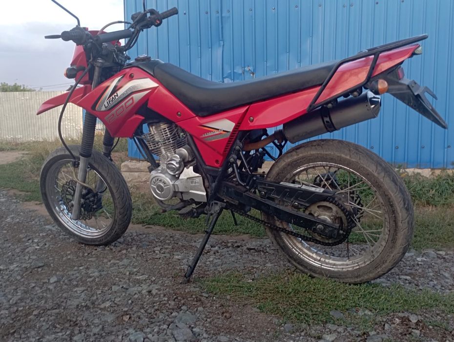 Мотоцикл Lifan-200