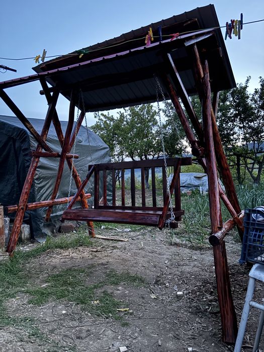 Fac leagane din lemn rustice , scaune cat si mese !