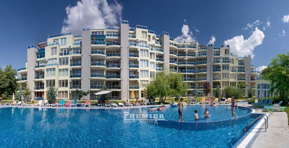 Студио на първа линия в Равда