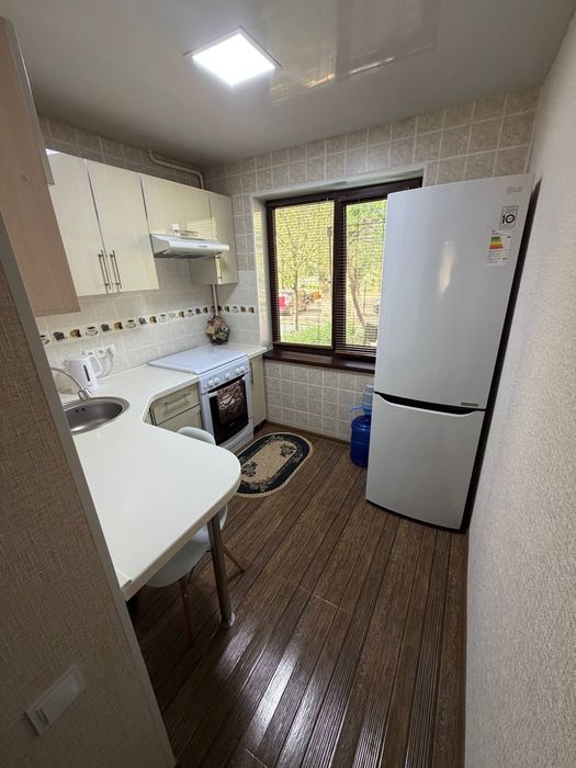 Продаётся 3х ком квартира на 1 этаже,ремонт хороший,ор:Горгаз,Нихол .