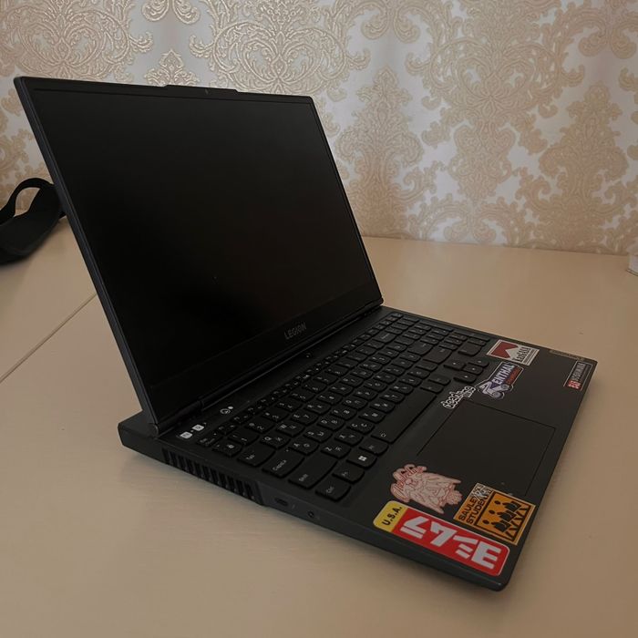 Lenova legion 240000