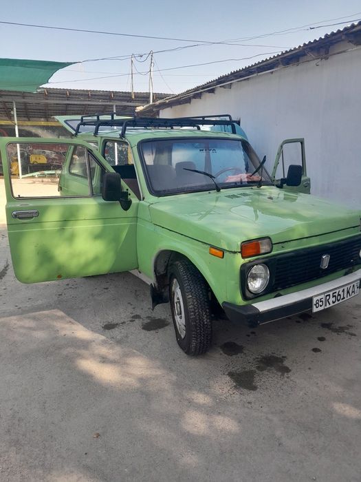 Niva sotiladi.xolati yaxshi propani bor.narxi kelishiladi.