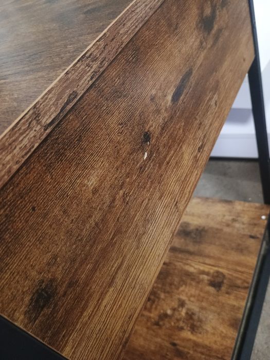 ДВЕ нощни шкафчета с чекмеджета