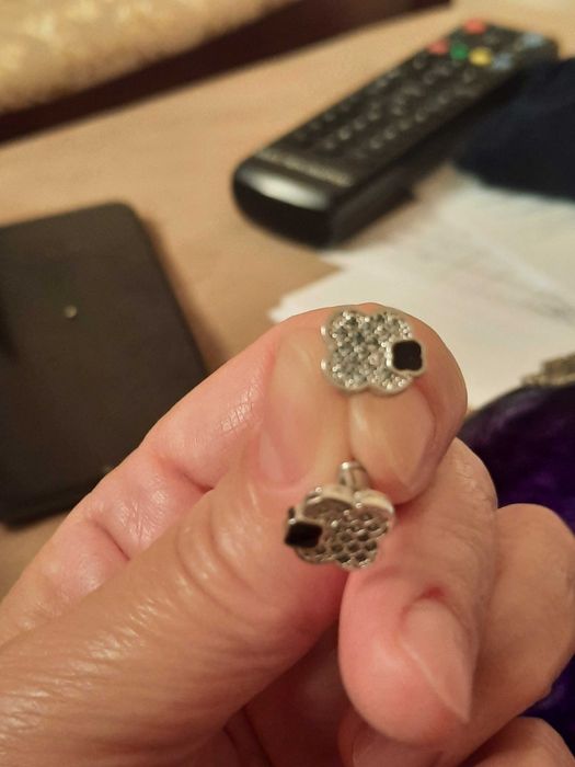 Продам ьидутерию, браслеты разные