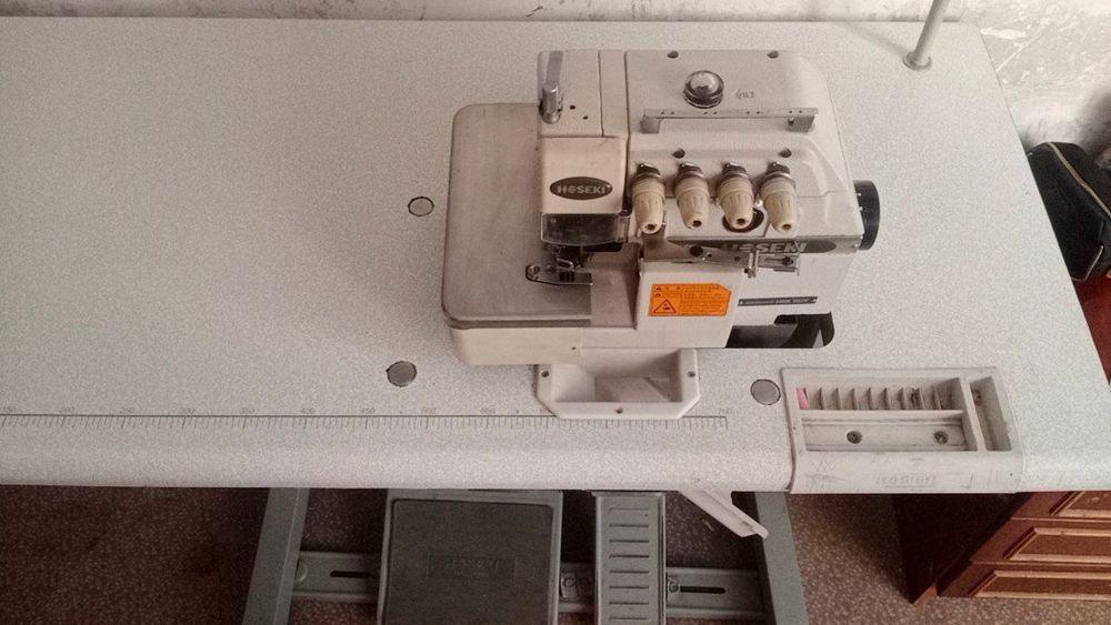 Оверлок прмышленный