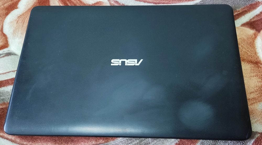 Ноутбук ASUS X751LJ (Core i5 / 8GB / SSD / GeForce)