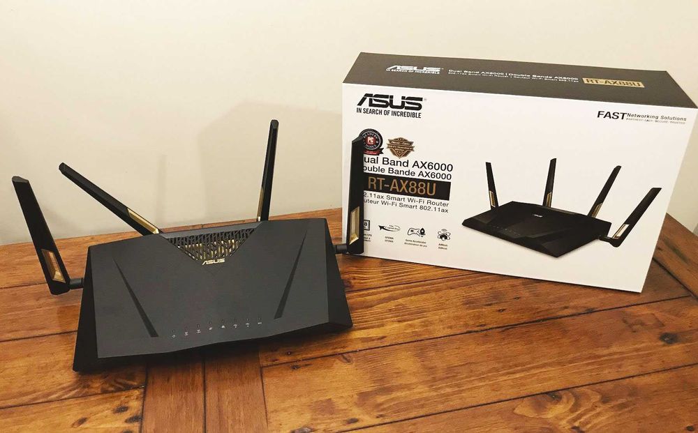 ASUS RT-AX88U WiFi 6 (802.11ax) 5GBps Gaming Безжичен Рутер AX6000