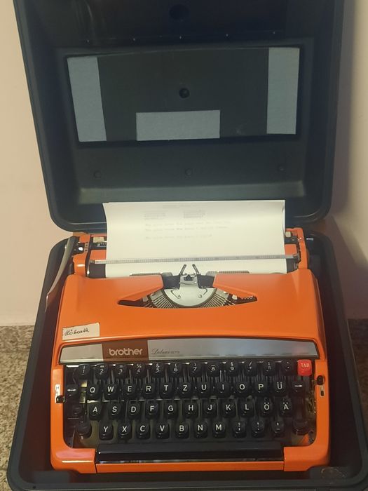 Brother deluxe 879 impecabilă
