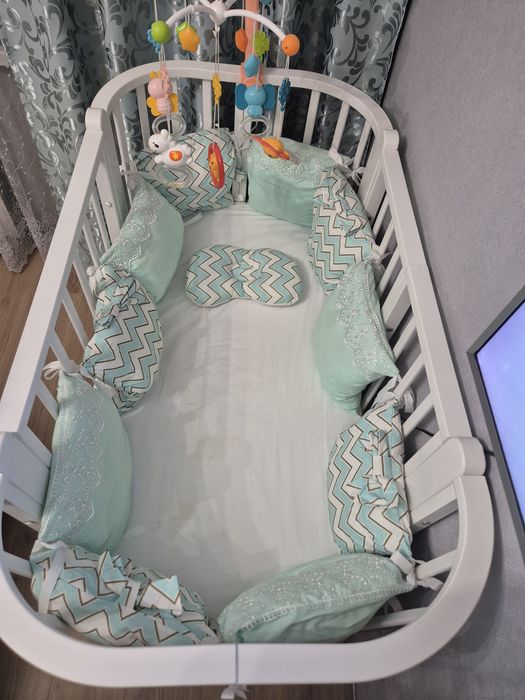 Продам детскую кроватку