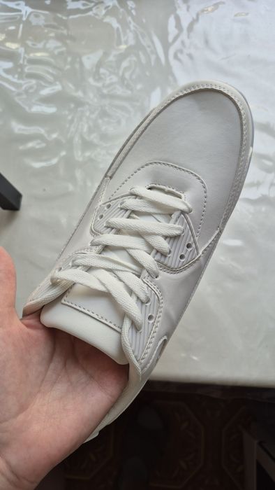 Мужские кроссовки 43 размер