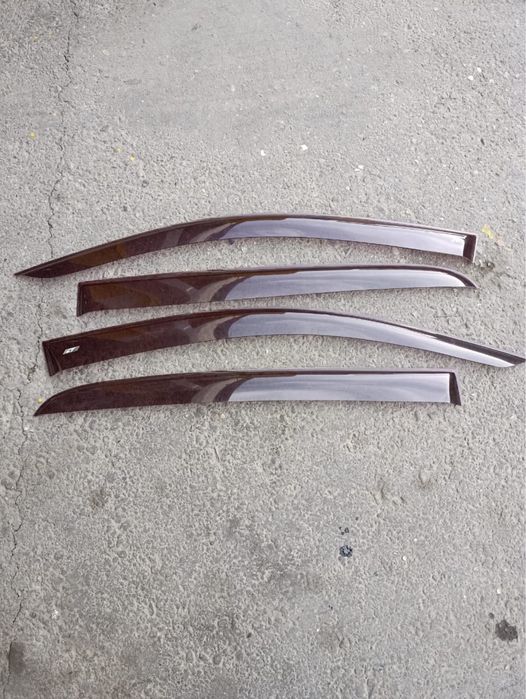 Ветровики Hyundai универсальные