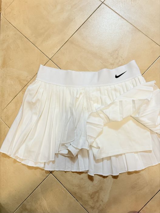 Дамска спртна пола - панталон Nike