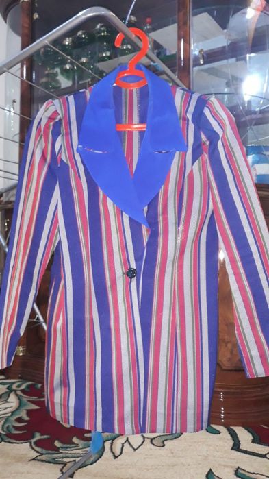 Kastyum yubka 46 razmer