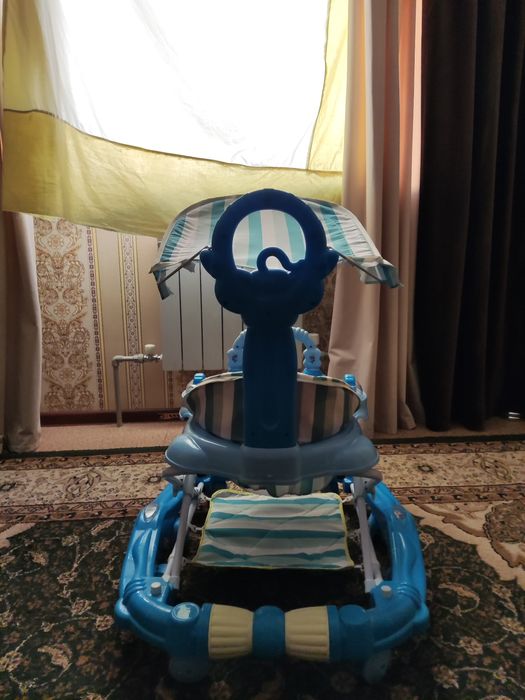 Ходунок детский.