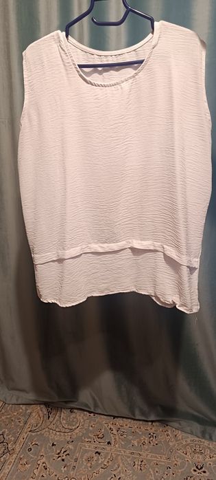 Продам новый костюм тройка