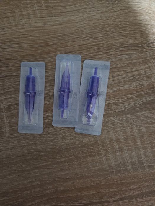 Kit complet de tatuat