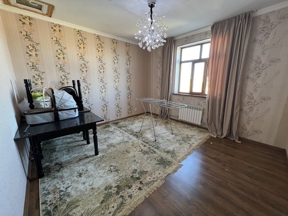 Шоқай көшесінен Коттедж