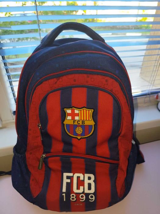 Ученически Раница FC BARCELONA момче оригинален фен продукт
