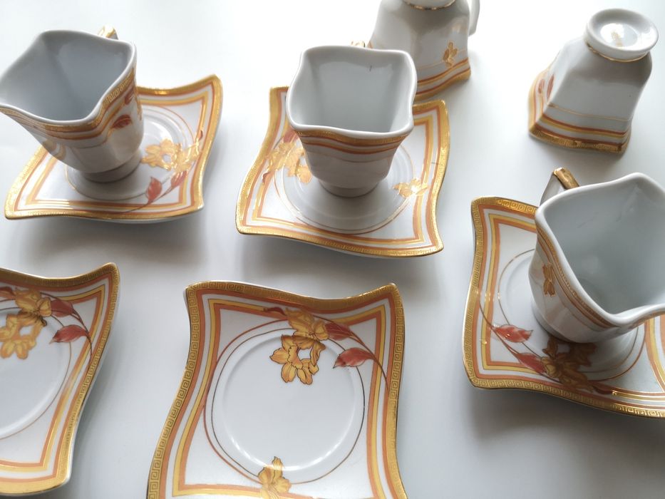 Позлатен комплект за кафе