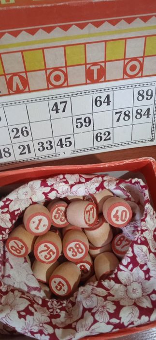 Телевизор Самсунг,Плоский, 43см диагональ,Срочно! Переноска Пилот 5