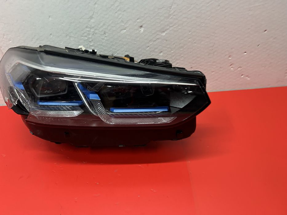 Far bmw X3 G01 X4 G02 lci Laser 2021-2024 dreapta