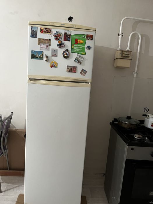 Продам холодильник